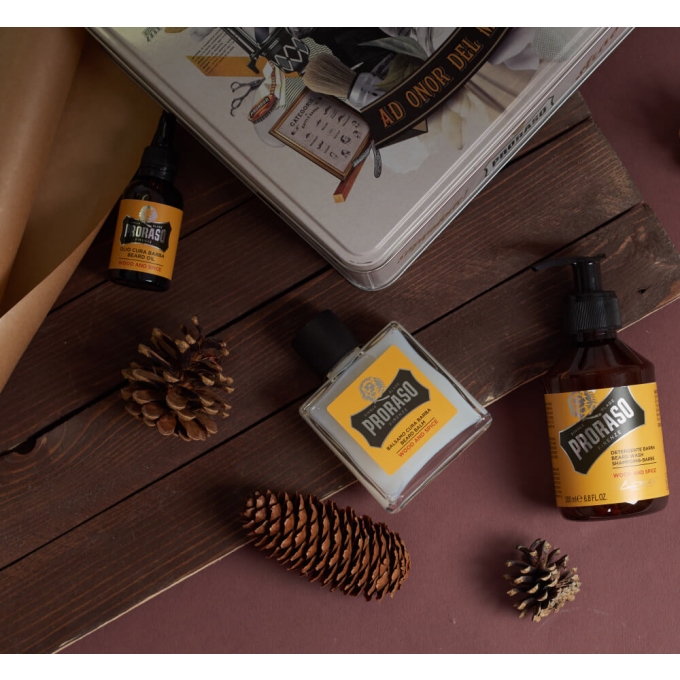Proraso Wood and Spice sada na fúzy